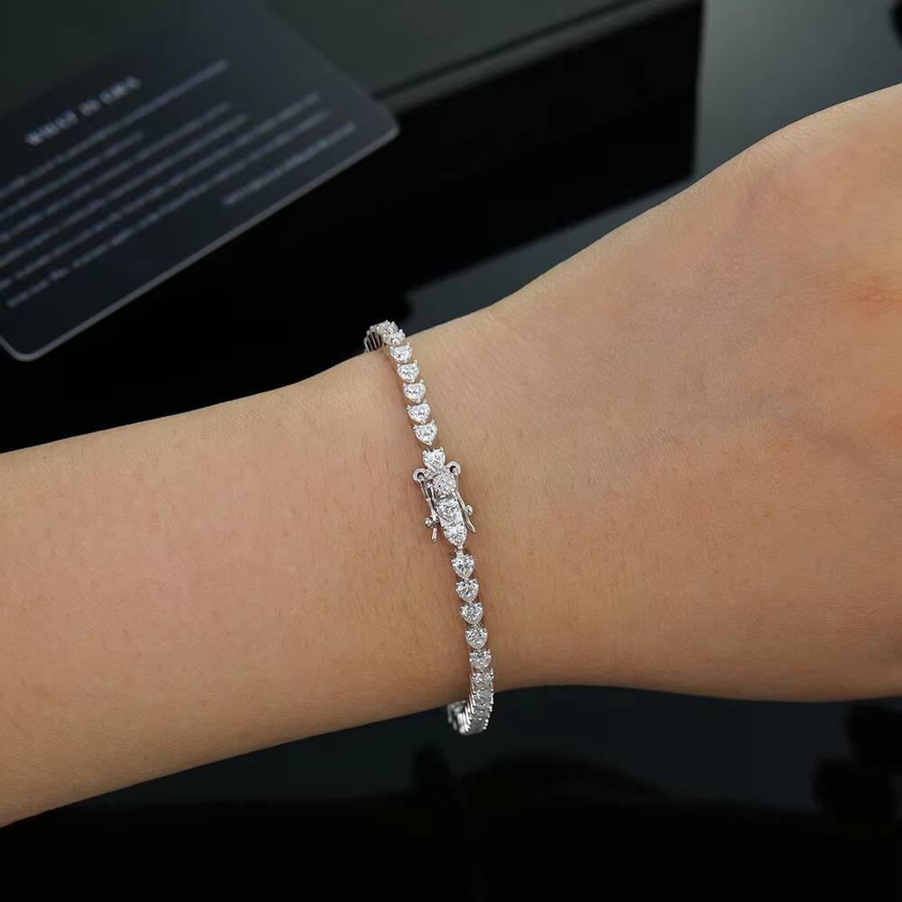 3mm Moissanite Heart Tennis Bracelet 925 Sterling Silver Tennis Chain Iced Out Hip Hop Style 925 Silver with GRA Certificate