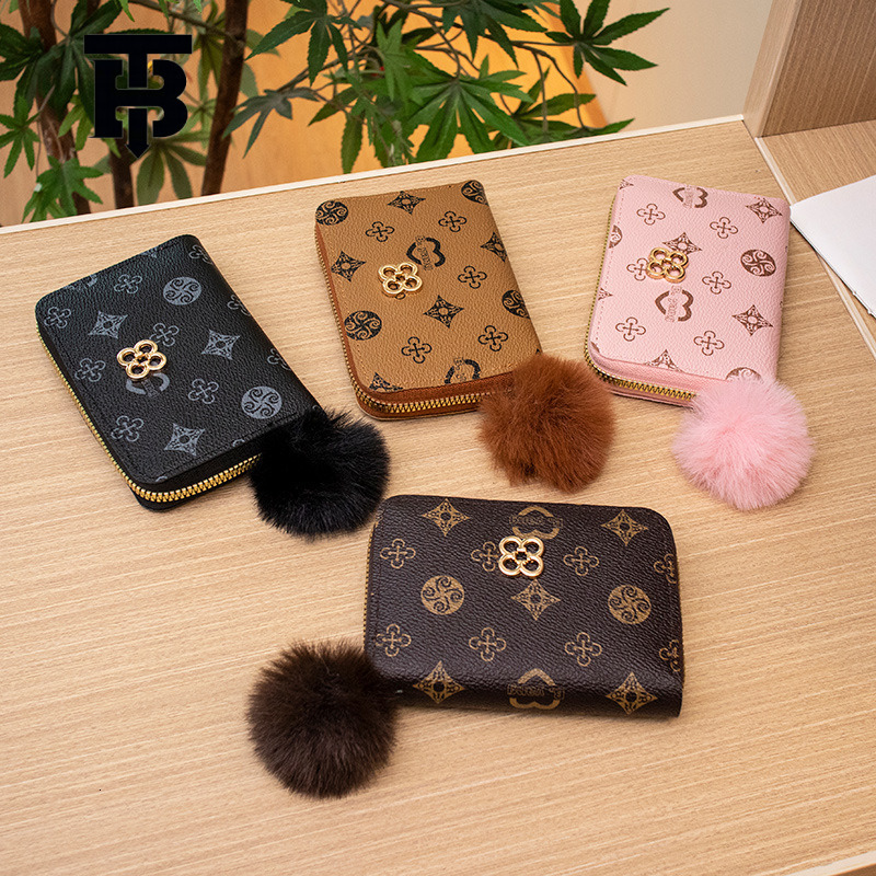 TB BHULAMTE 2025 New Circle Heart Star Clover Print Clover Pom-Pom Decoration Multi-Card Designer s bag Slot Short Coin Purse