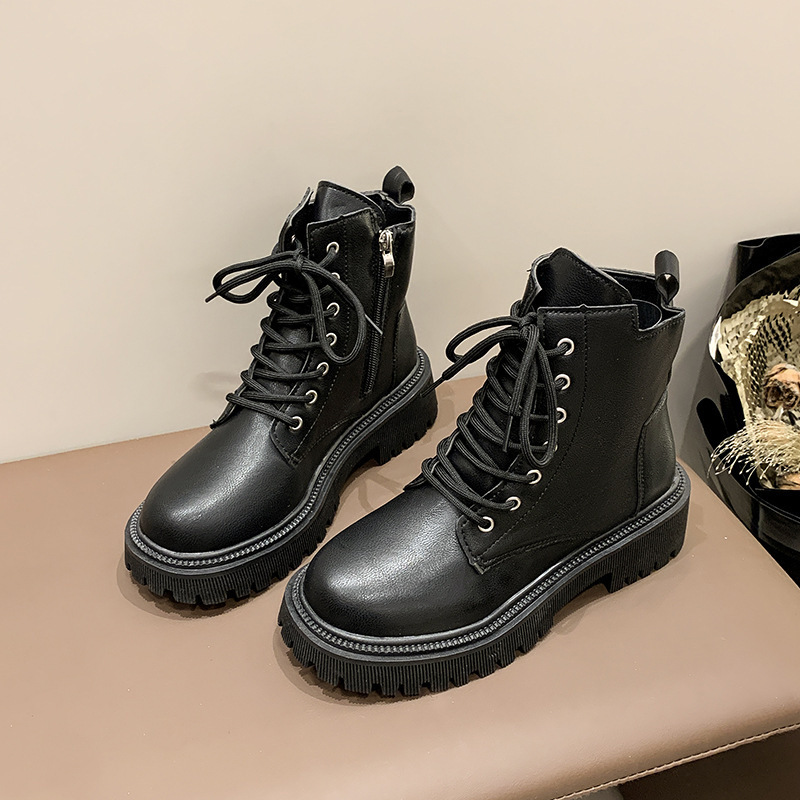 Hot free shipping designer boots for womens Martin Boots black white Winter versatile high top British style thick soled Martin boots