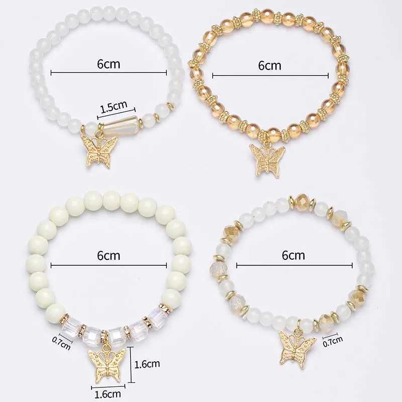 4Pcs Trendy Butterfly Beaded Bracelet Set For Women Pink Acrylic Beads Elastic Chain Bangle Female Bohemian Party Jewelry Gift W250904