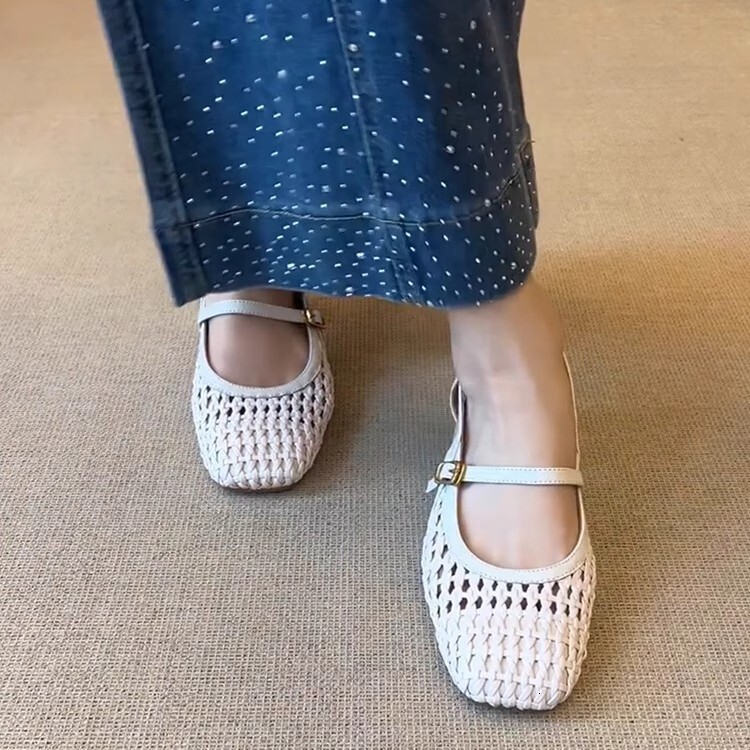 Designer 2025 New Women's Multi functional Thick Heel Woven Hollow Fashion Single Shoe