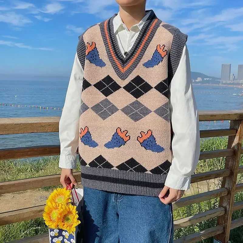 V Neck Sweaters Male Loose Fit Printed Mens Knitted Vest Clothing Deals 2024 Elegant Waistcoat Korean Reviews Clothes Cheap Y2kXJ250904