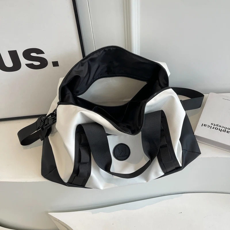 Outdoor Sports Fitness Large Capacity Yoga Storage Travel Bag Dry and Wet Separation Swimming Handbag Woman Waterproof 250903