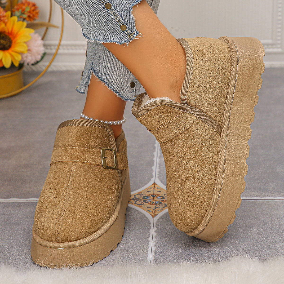 Thick-soled cotton women's fall/winter padded casual short boots for snowy weather