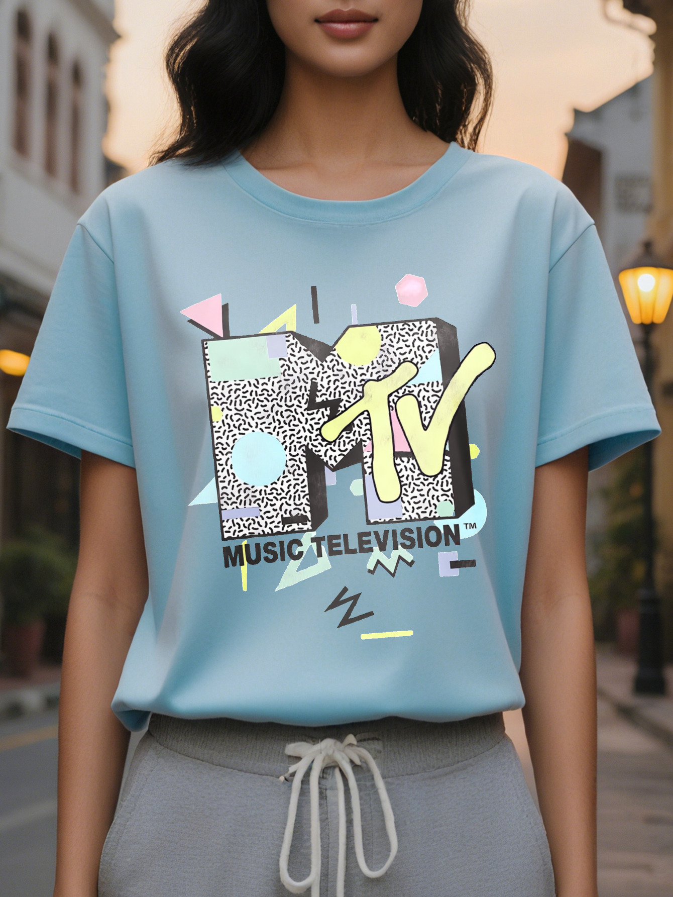 Te MTV Women s Graphic Print T Shirt Retro Music Teion Design With Leopard Spots Lighting Bolts Semi Sheer Round Neck