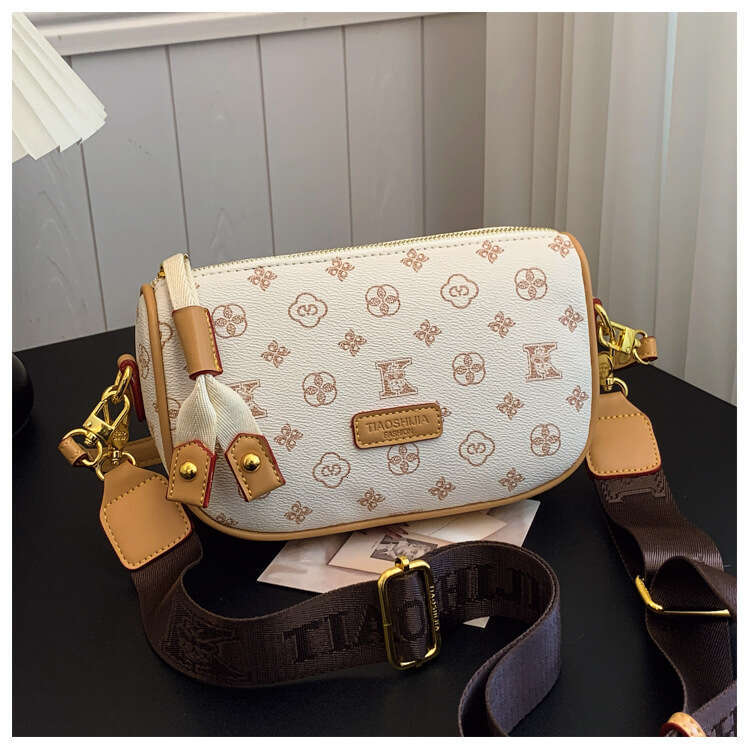 2025 New Designer Bags Wide Strap Pillow Bag 2025 New Pattern Printed Lightweight Shoulder Elegant Casual Crossbody Bag for Women