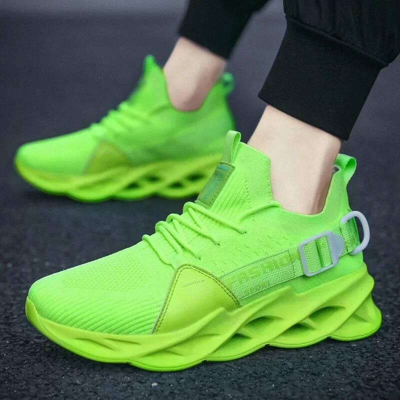 Breathable Fashion Mesh Running Shoes Man High Quality Unisex Light Tennis Baskets Athletic 2023 Sneakers for Men ddmysaturn