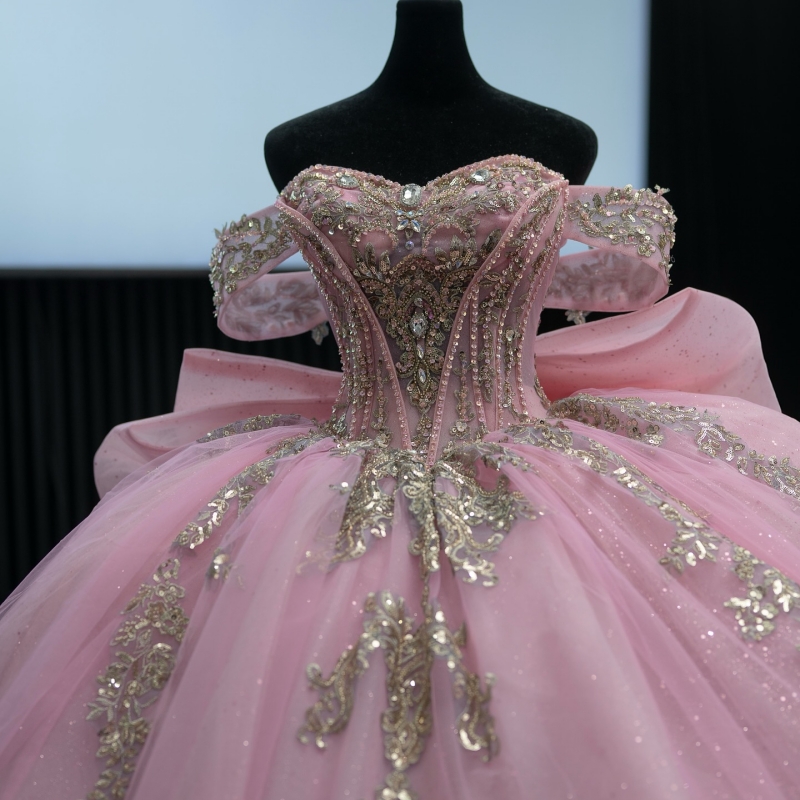 Pink Shiny Princess Off the Shoulder Sweet 16 Dress Quinceanera Dresses Gold Applique Lace Beads Bow Tull Party Birthday Vestidos 15 De Anos