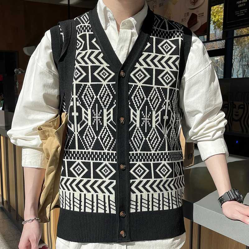 Mens Fashion Knitted Vest Vneck Button Down Sleeveless Jacket Mens Y2K Clothes Spring Autumn Trendy Casual VestsXJ250904