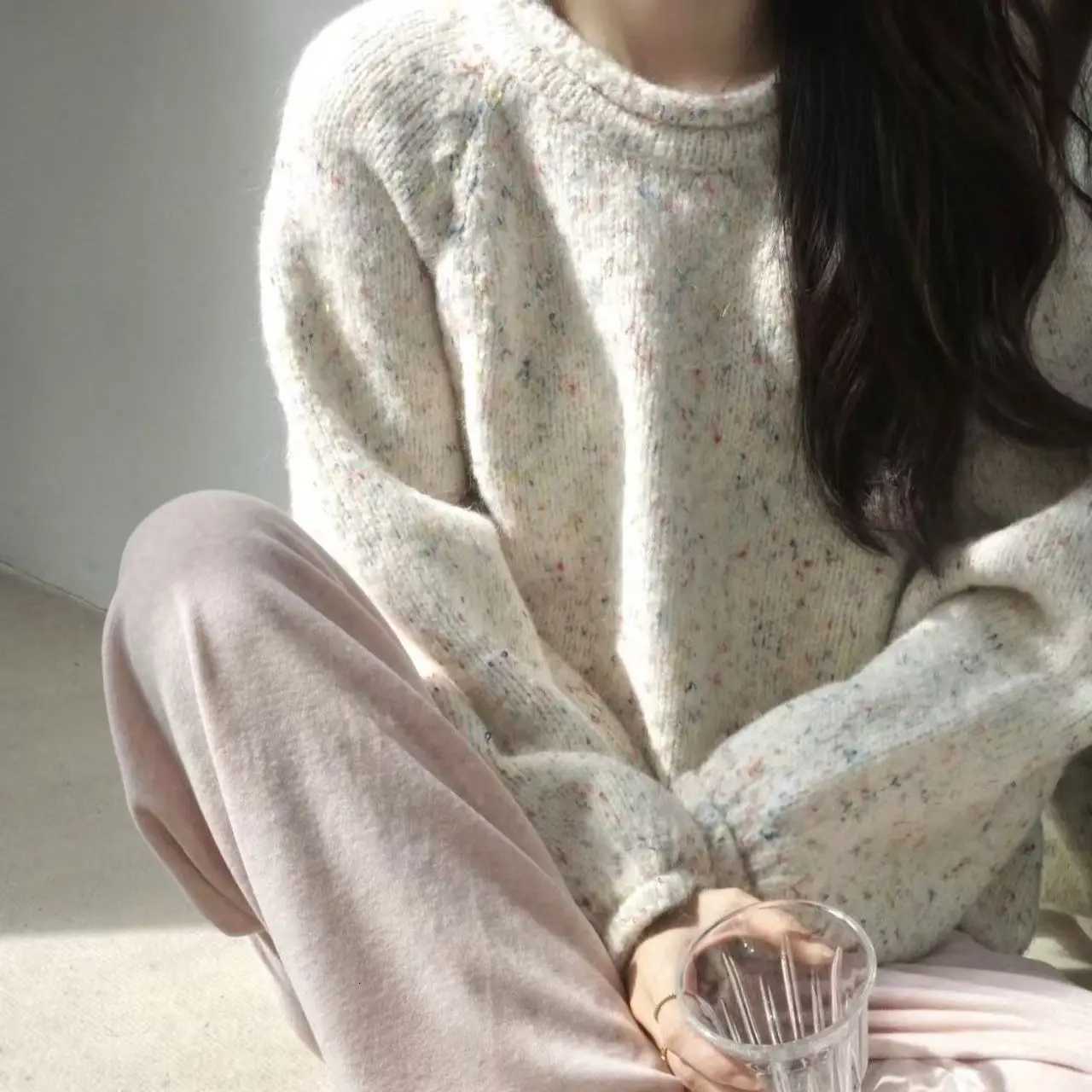 New Sweater Color Retro Knitted Sweater Curled Edge 2025 AutumnWinter New Top Lazy Loose Round Neck M250904