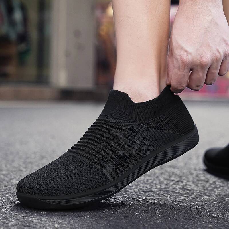 ss Unisex Wide Barefoot for Men Women Outdoor Trail Running Minimalist Walking Shoes Lightweight and Breathable ddmysaturn