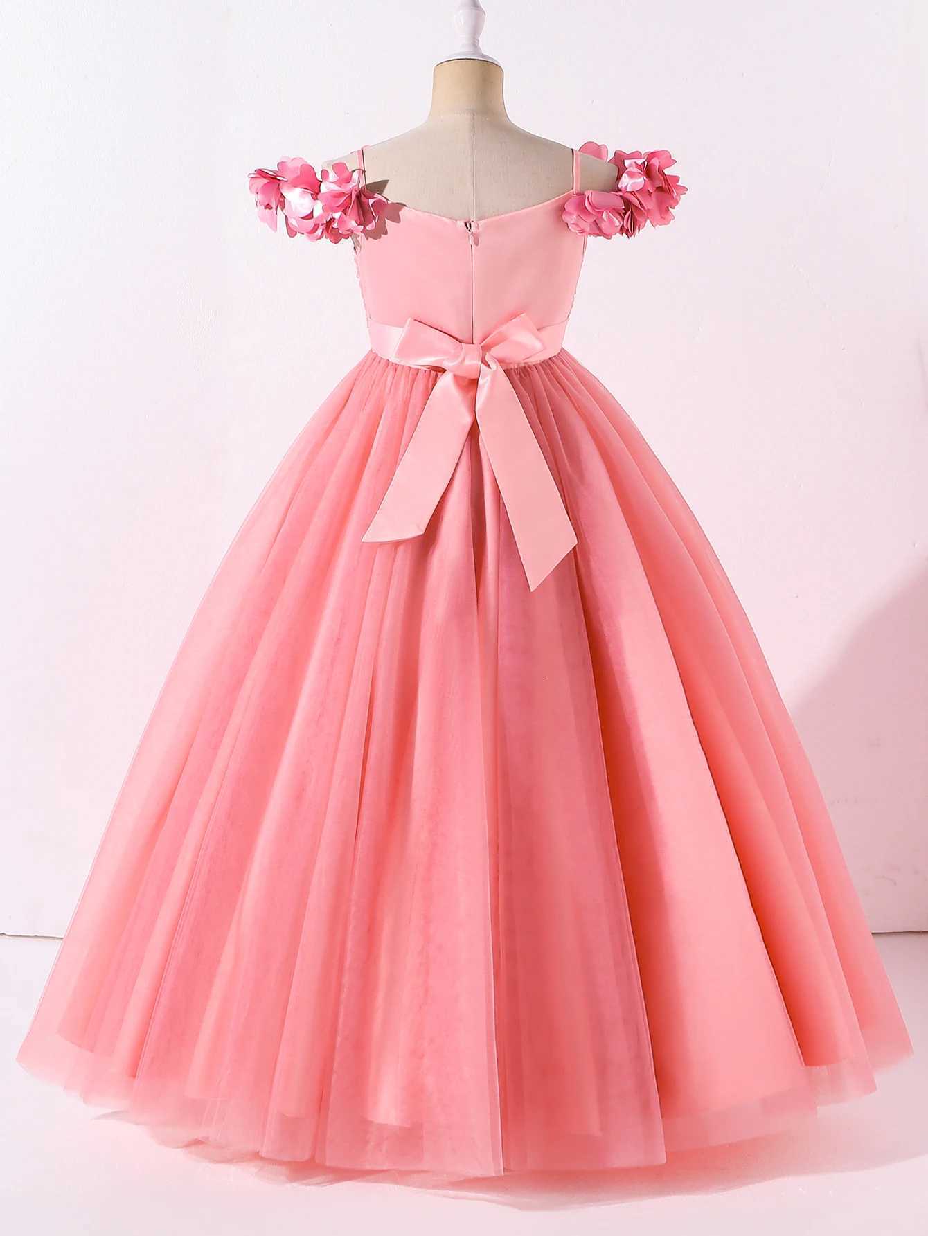 2025 New Childrens Birthday Dress 3D Flower Strapless Gown Childrens Stage Performance Outfit Flower Girl Princess Skirt Z250904
