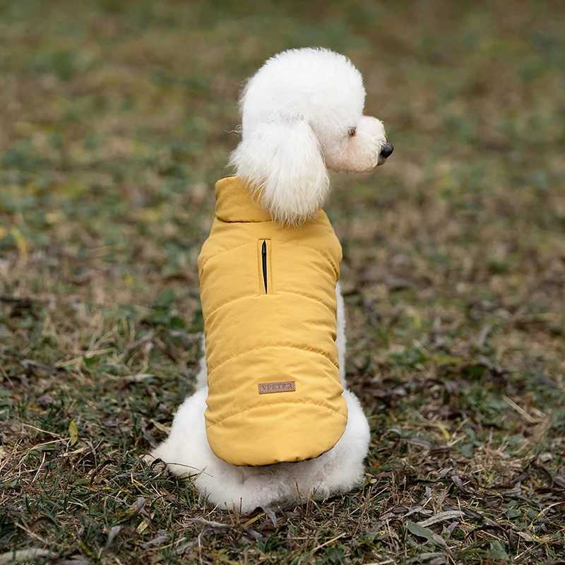 New Dog Warm Coat Christmas Creative Pet Cotton Down et Double Sided Wear Clothes For Small Medium Dog Winter Windproof Vest W250904