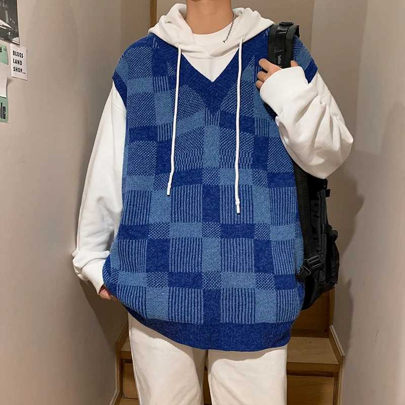 Sweater Vest Men Autumn Vneck Japanese Vintage Plaid College Knitted Fashion Loose Allmatch Ins Sleeveless Pullover ClothingXJ250904
