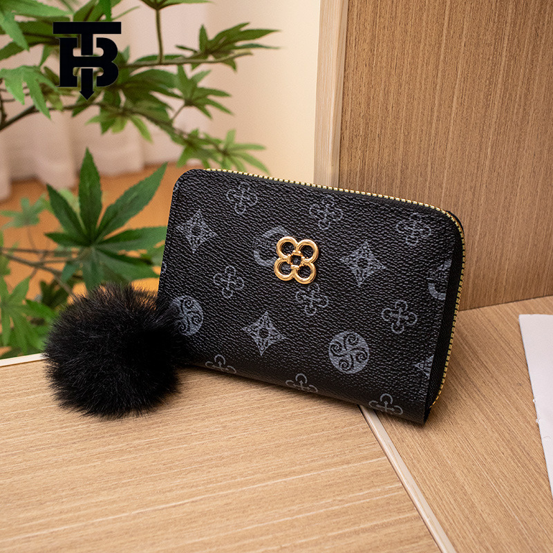 TB BHULAMTE 2025 New Circle Heart Star Clover Print Clover Pom-Pom Decoration Multi-Card Designer s bag Slot Short Coin Purse