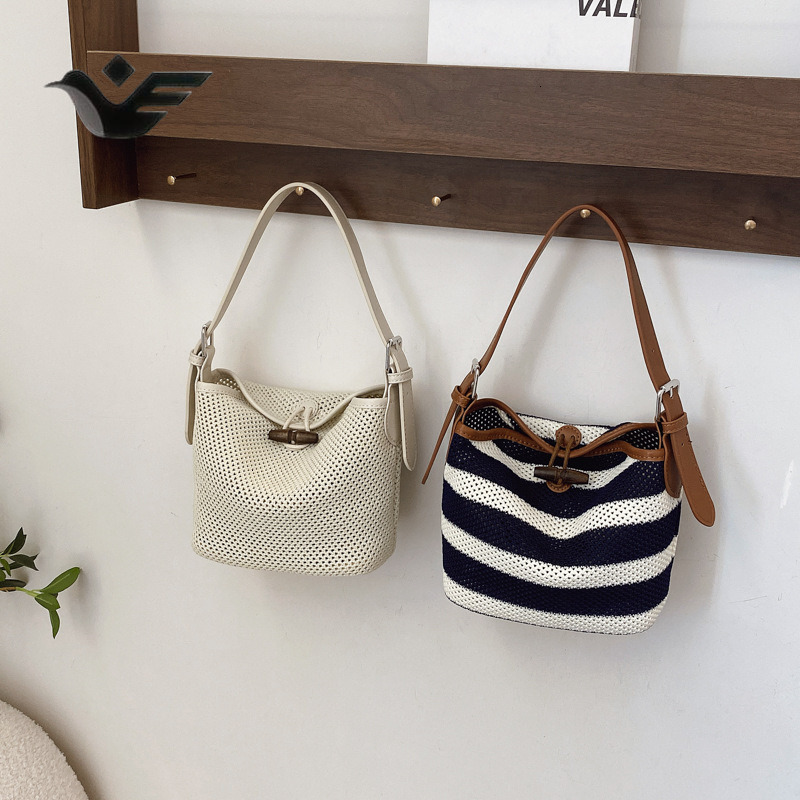 Feiyan Free Shipping New Designer Bag Luxury Shopping Bag Large Capacity Hollow Out Handheld Bucket Bag For Women Summer New High-end Casual Woven Sho