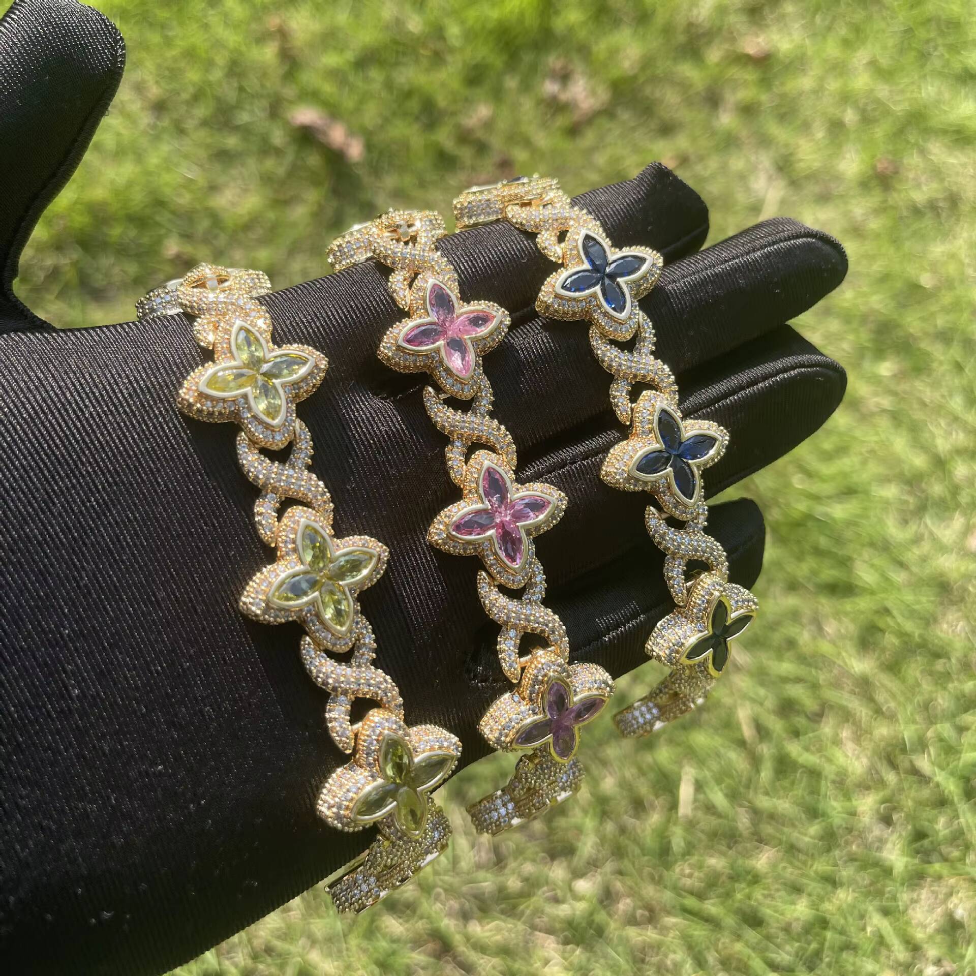 2025 BOYI Clover Moissanite bracelet Shamrock bracelet Personalized Fashionable Hip Hop Bracelet for Men and Women