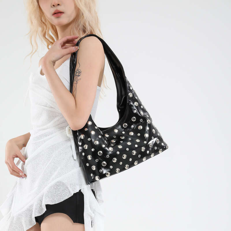 European and American Fashion Women's 2025 New Casual Personality Trendy Cool Niche Polka Dot Rivet Single Shoulder Underarm Tote Bag