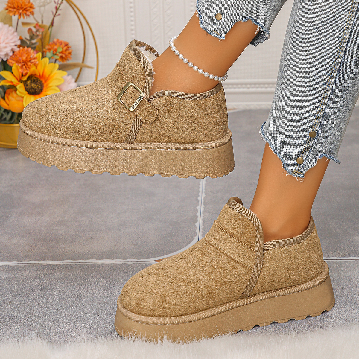 Thick-soled cotton women's fall/winter padded casual short boots for snowy weather