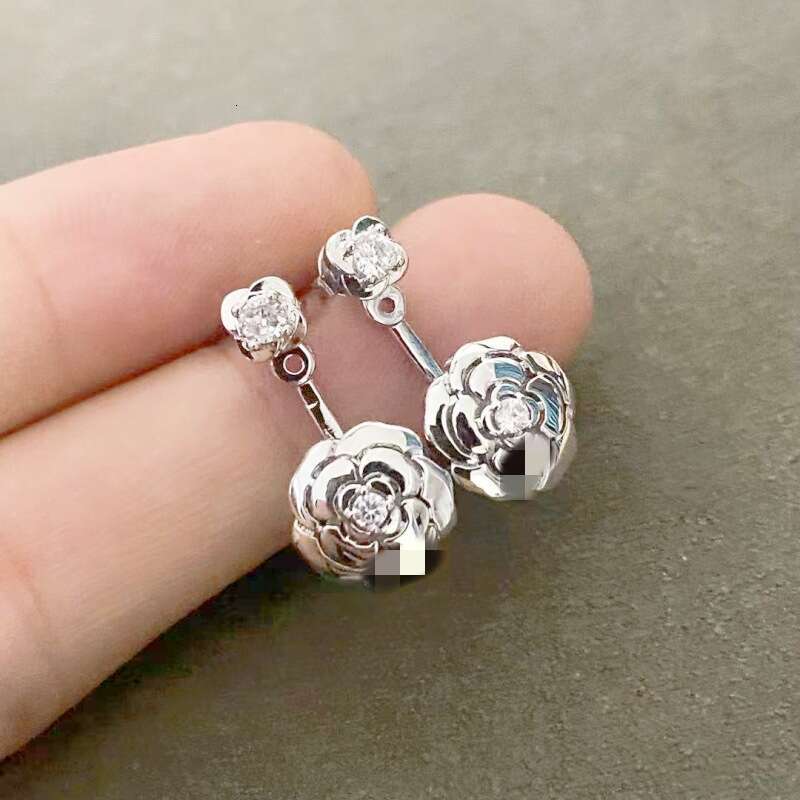 Seiko Edition New Hollow Camellia Rose Earrings Fashion Simple High-end Style