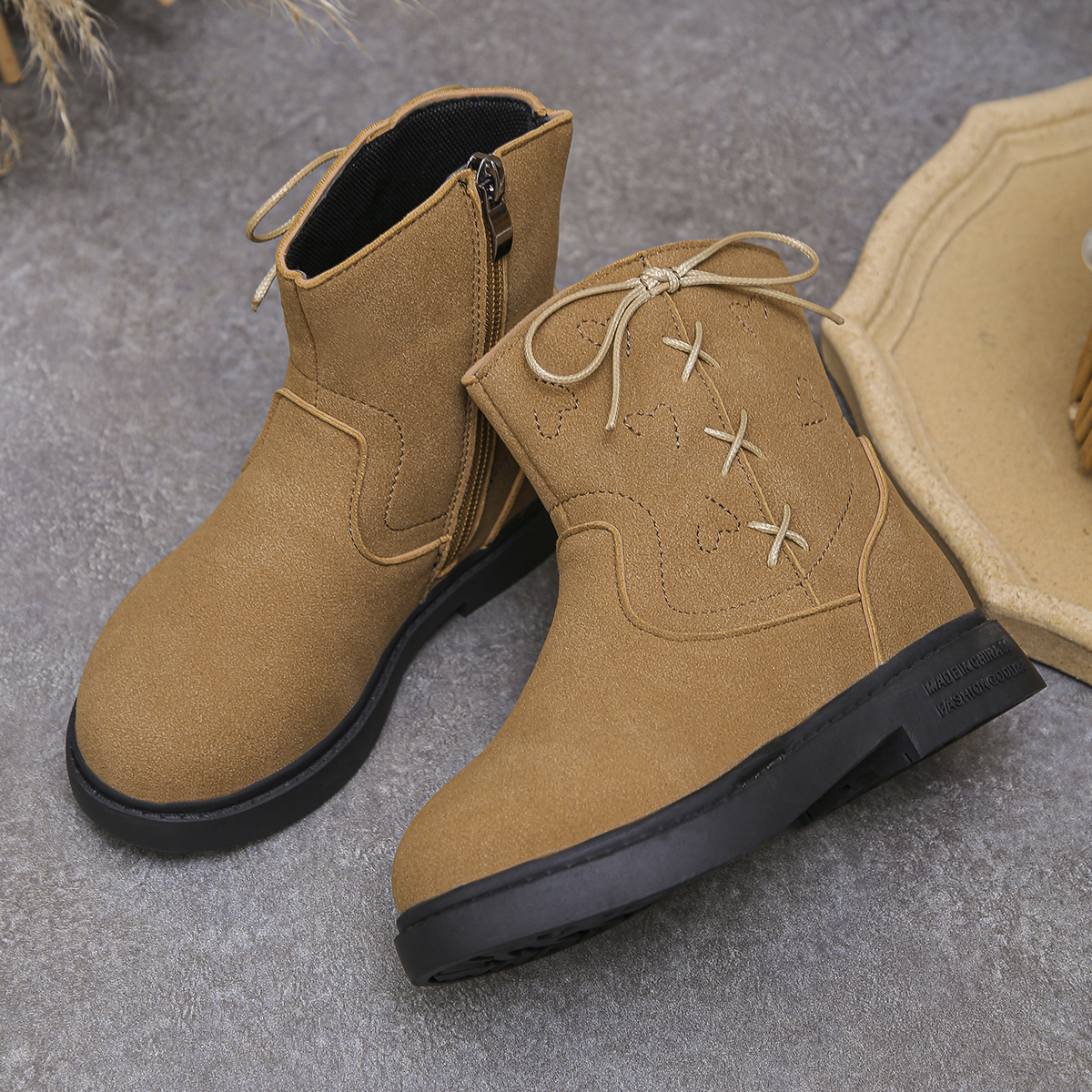 Western cowboy boots - perfect for both autumn and winter, suitable for various casual occasions Martin boots.