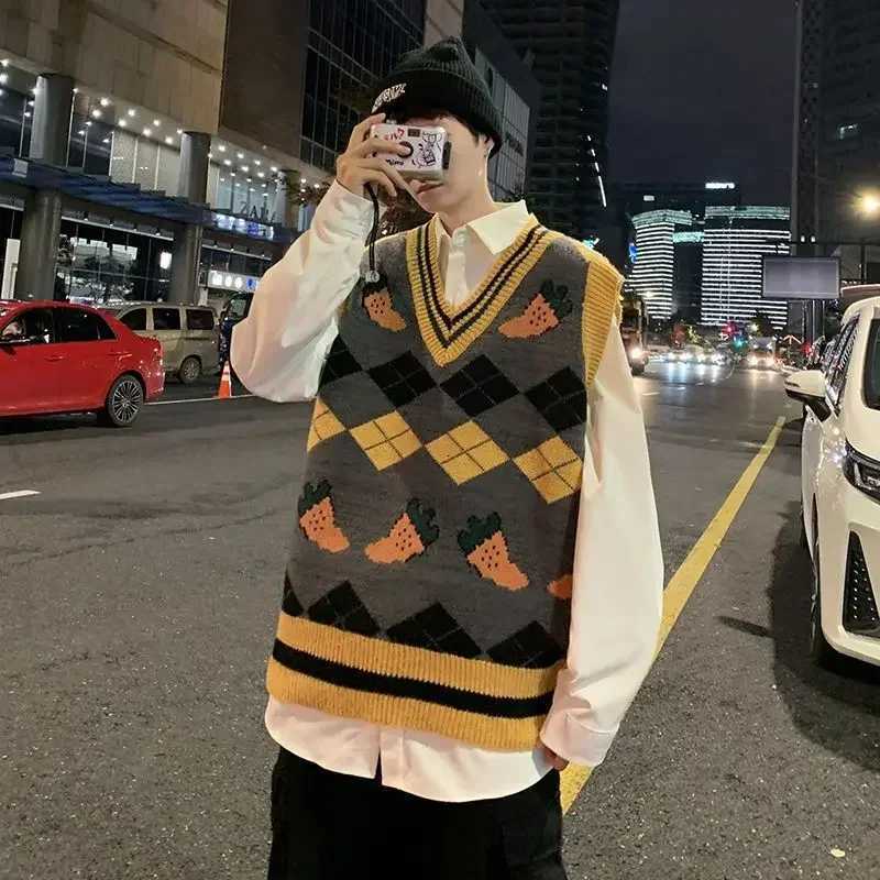 V Neck Sweaters Male Loose Fit Printed Mens Knitted Vest Clothing Deals 2024 Elegant Waistcoat Korean Reviews Clothes Cheap Y2kXJ250904