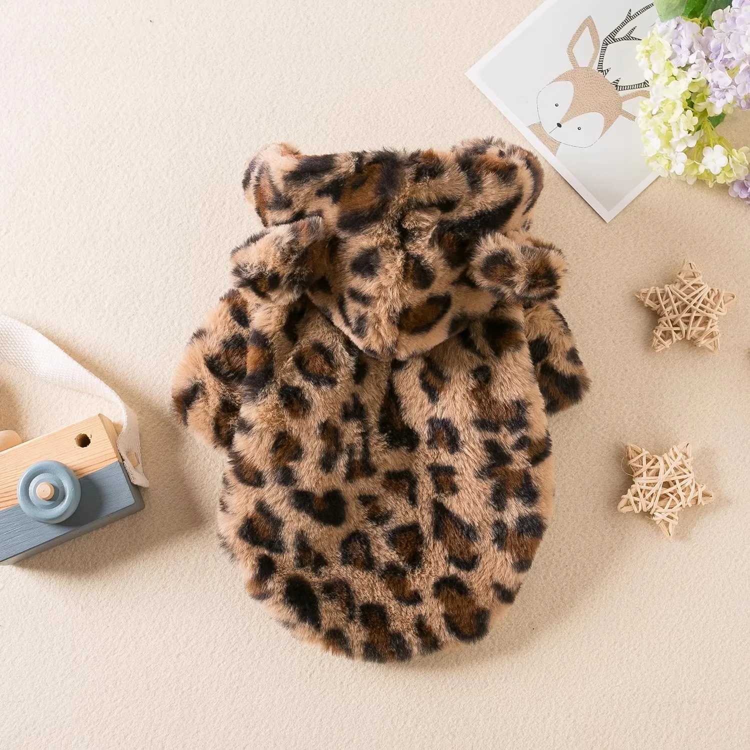 Dog clothes spring and autumn clothes leopard print hooded coats cat clothes thickened teddy schnauzers Pomeranians pet fa W250904