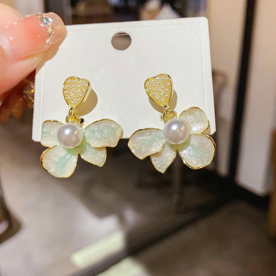 Gold Tone Flower & Pearl Drop Earrings With Heart Detail Sweet Elegant Style Daily & Date Wear Gift For Her Delicate Jewelry