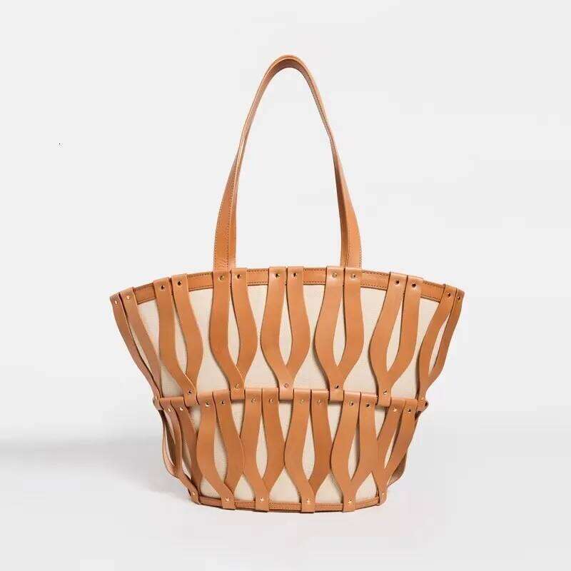 Fashionable Autumn And Winter Woven Hollow Shoulder Crossbody Bag Retro Versatile Travel Contrast Color Large Capacity Canvas