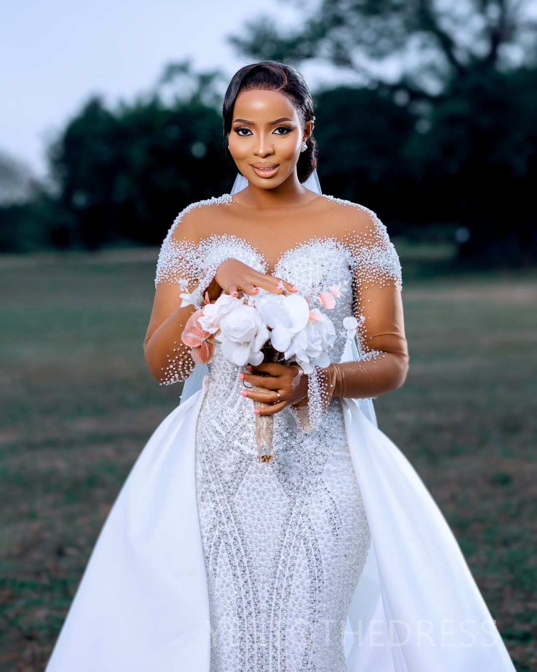 2025 Plus Size Wedding Dress Bridal Gowns For Bride Detachable Train Mermaid Wedding Gowns Sheer Neck Illusion Long Sleeves Pearls Beaded Lace Bridal 