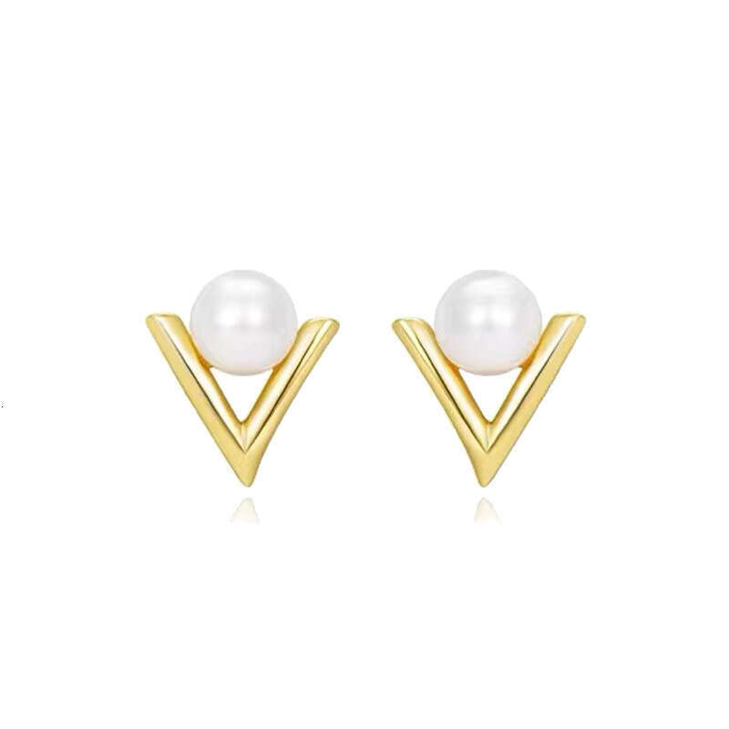 2025 New S999 Pure Silver Needle Triangle Freshwater Pearl Earrings - Clip-On Style for Non-Pierced Ears, Fashion OL Commute Design (Earring/Ear Clip)