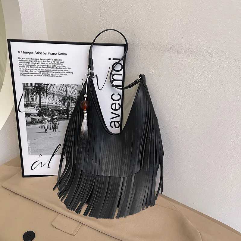 Long Tassels Women handbag Fashion Shoulder Bags for ladies hand bag Soft PU leather casual hobos Crossbody bag female Tote Z250903