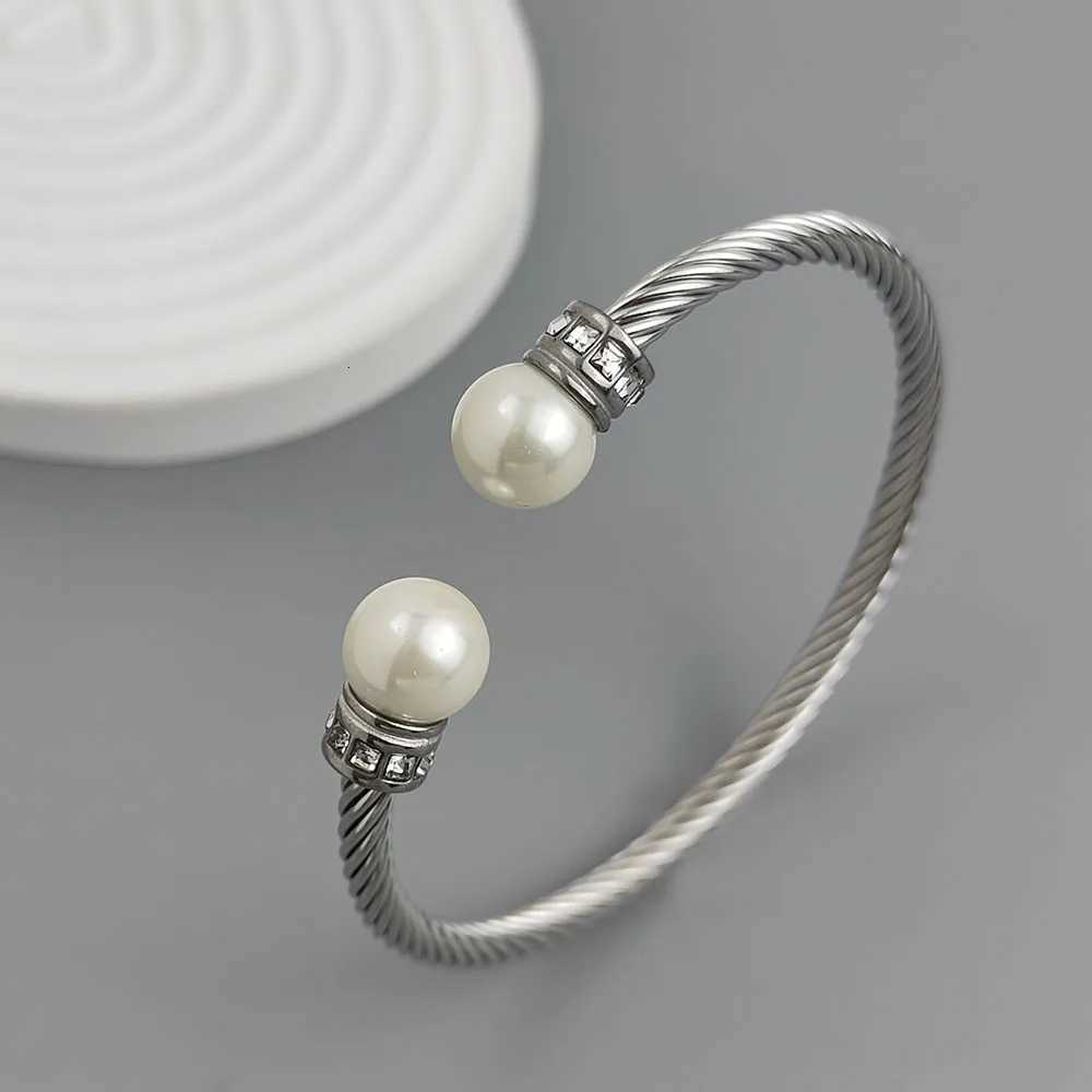 18K Stainless Steel Charm Bracelet with Pearl Pattern for Men High Quality Waterproof Jewelry Wedding Party Gift Y250904