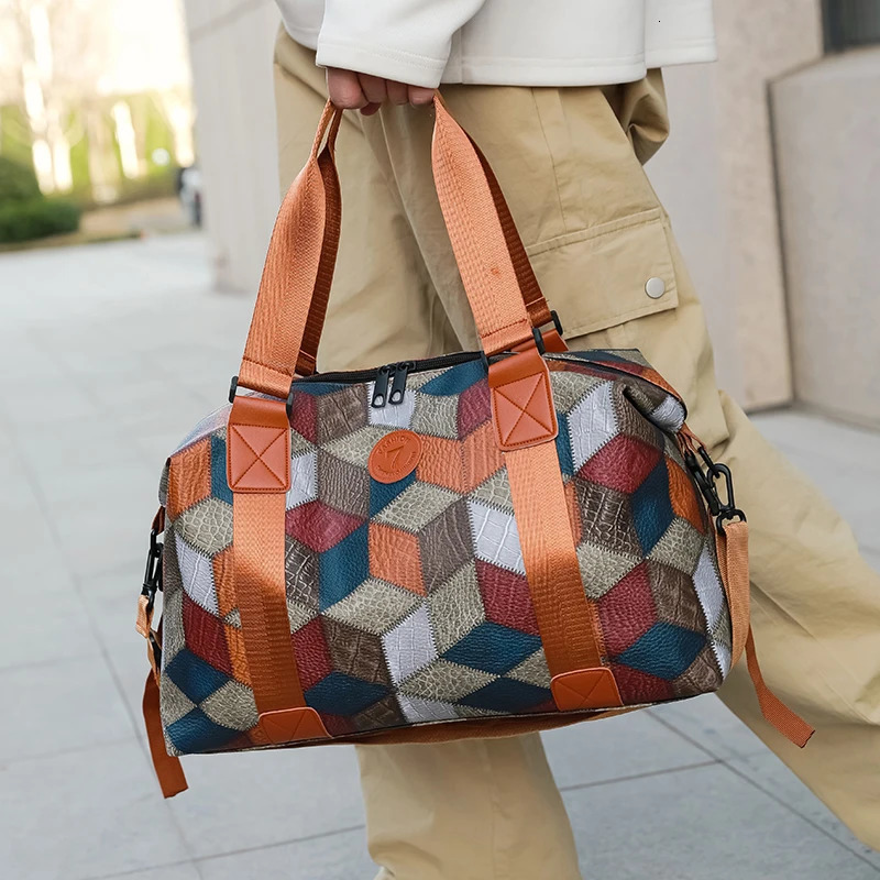 Neutral color tote bag for men and women with diamondshaped pattern and multicolor for travel use 250903
