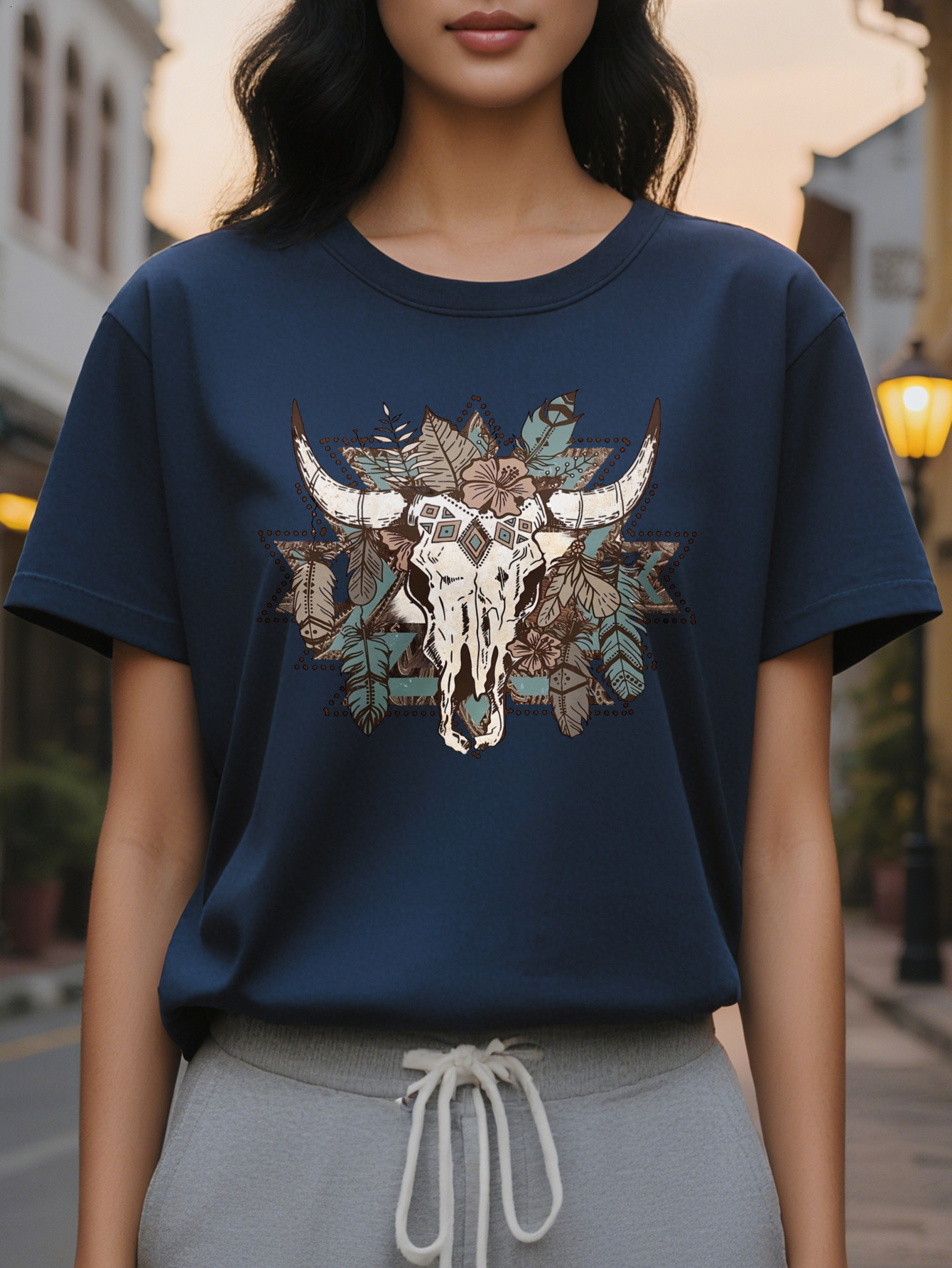 bull skull print T-shirt, short sleeve, round neck, casual top for summer and spring women
