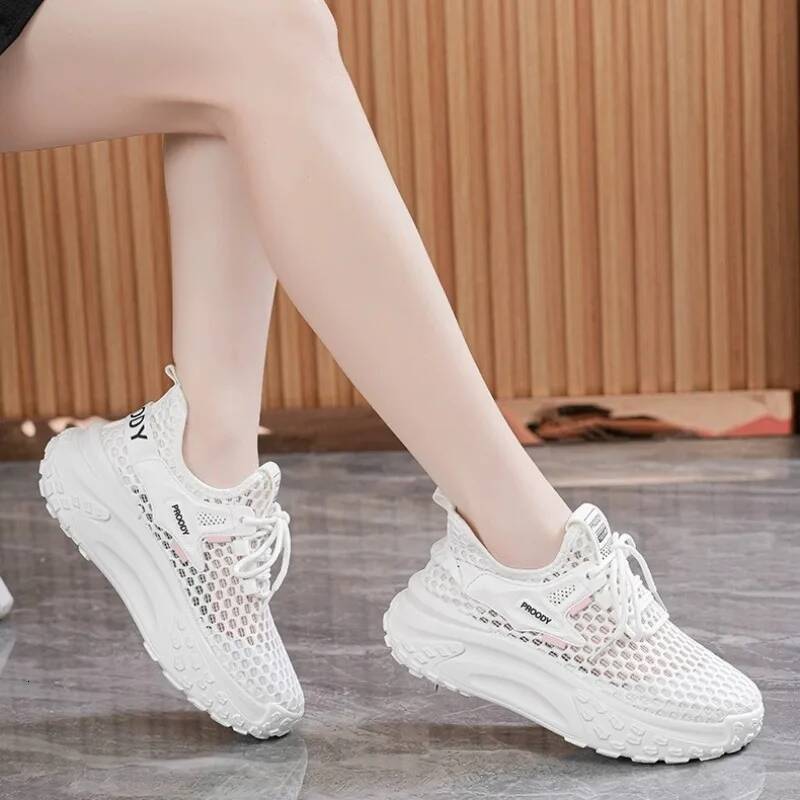 Breathable Women Running Lightweight Female Sports Shoes Fashion Tennis Outdoor Soft Lace Up Women's Sneakers Q110 ddmysaturn