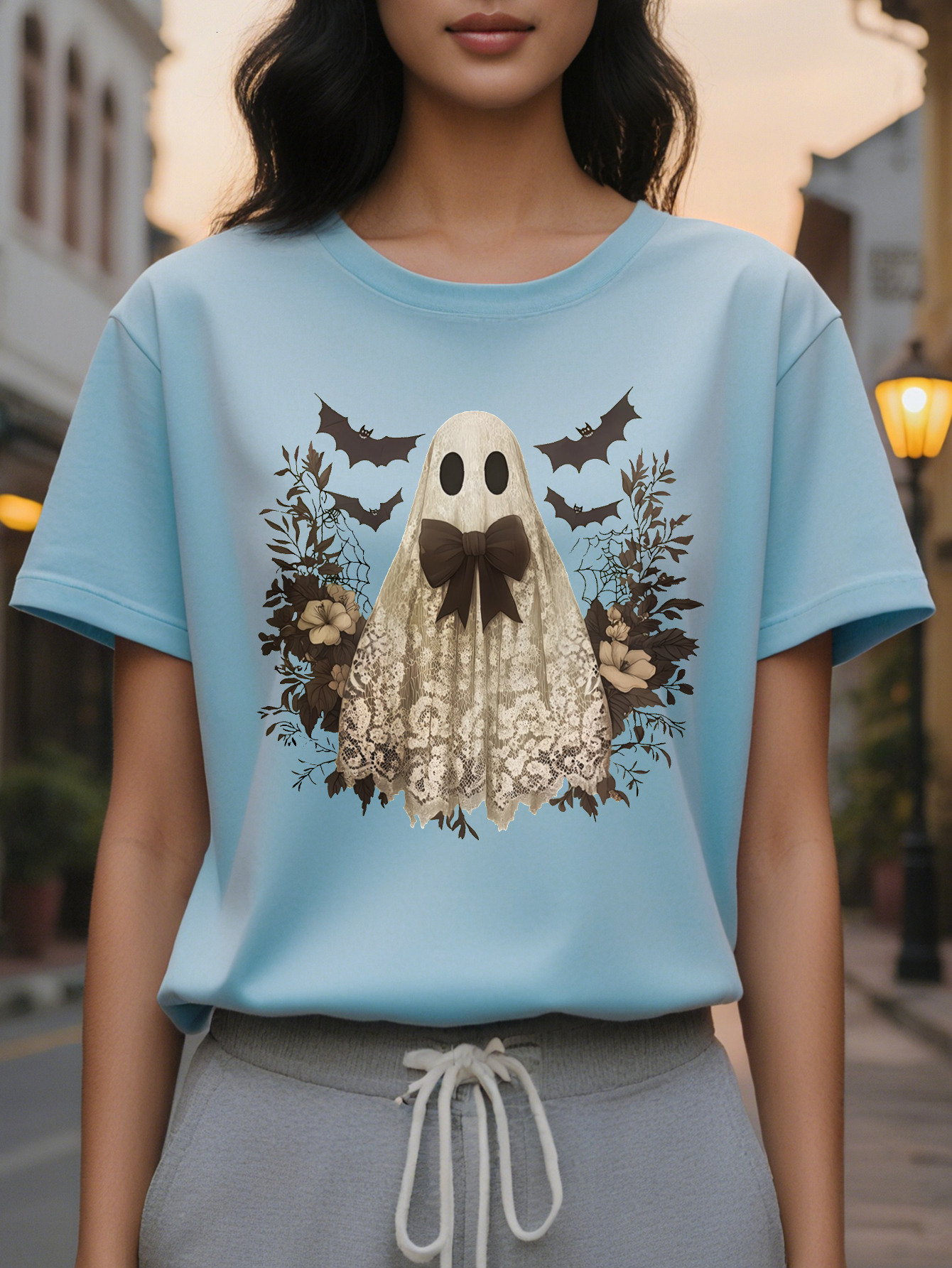 Large XL Women's Halloween T-Shirt Light Gray Graphic Tee with Floral Print Soft Round Neck Casual Top for Everyday Costume Plus Size