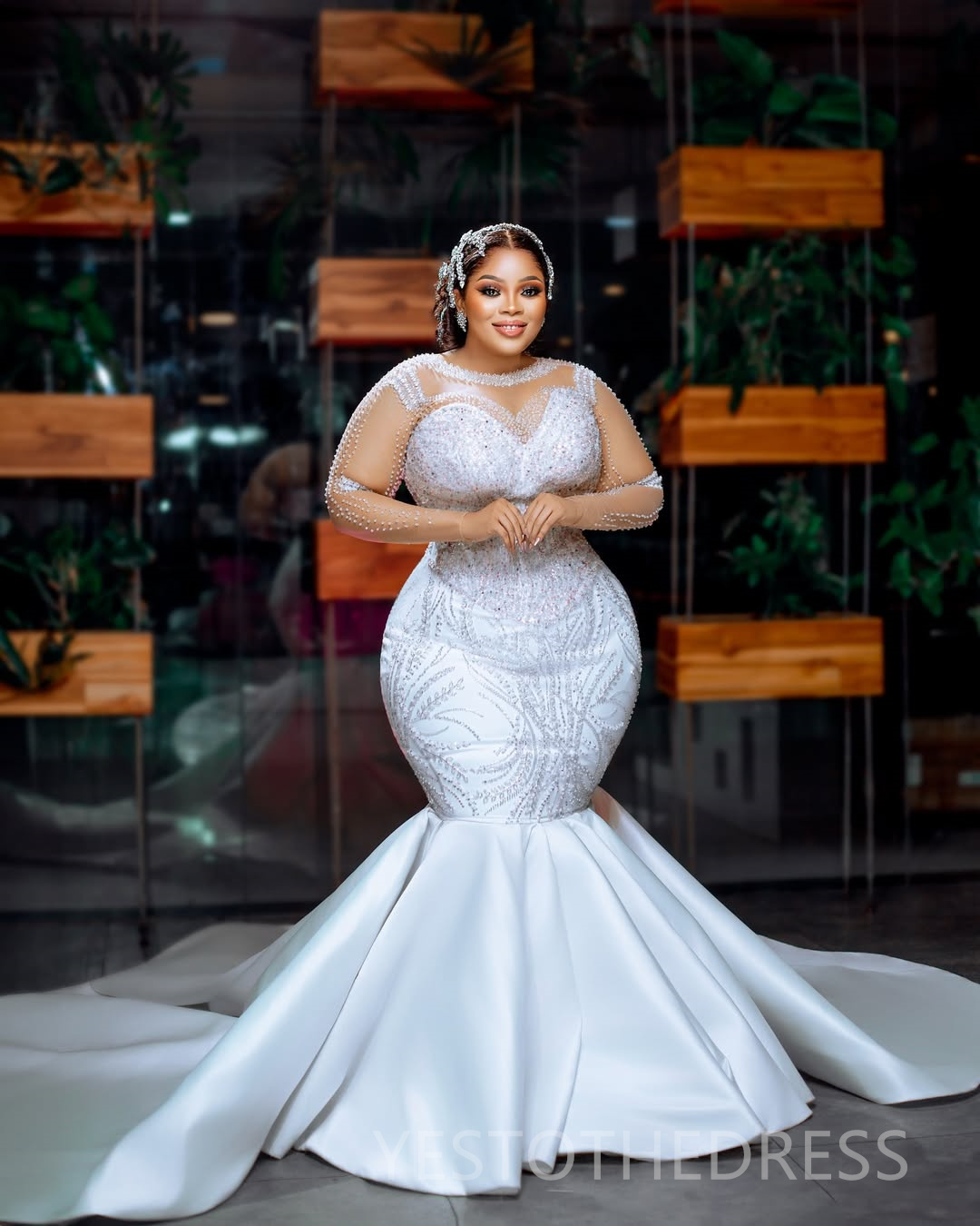 2025 Plus Size Off White Wedding Dress Bridal Gowns For Bride Mermaid Wedding Gowns Sheer Neckk Illusion Long Sleeves Pearls Beaded Lace Bridal Dress 