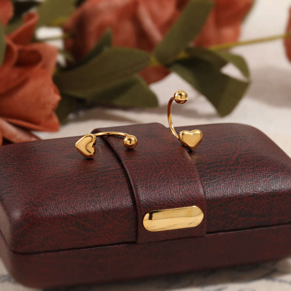 Korean Style Ins Sweet Niche Minimalist Heart U-Shaped Ear Bone Studs Women Fashion Personality High-End Titanium Steel Earrings