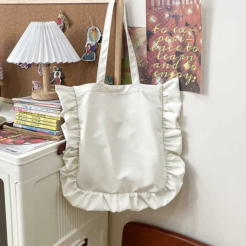Vintage Women Tote Bags French Style Ruffles Elegant Sac A Main Femme Large Capacity Light Thin Shoulder Bolso Mujer Handbags Z250903