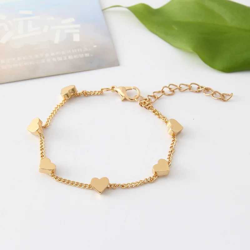 New Fashion Simple Heart Bracelet For Women Girl Accories Open Bangles Jewelry Wedding Party 2025 Tren Bracelets GiftXJ250904