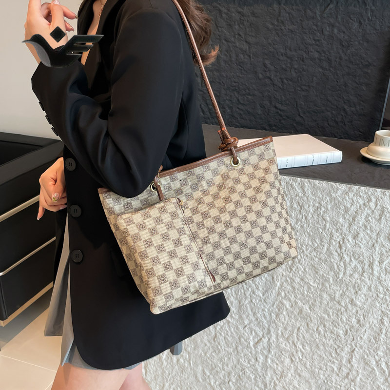 Feiyan Free Shipping New Designer Bag Luxury Shopping Bag 2025 New Fashion Simple Mother-daughter Printed Tote Bag Women's Shoulder Handbag One P