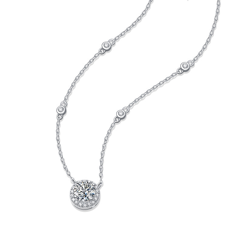 Sterling Silver Necklace for Women Small and Exquisite Mini Round with Embedded Diamonds Necklace S925 250106