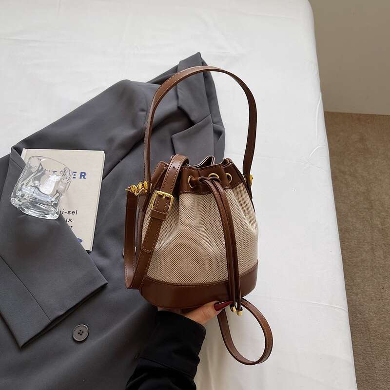 2025 Summer Fashion Women's Niche High End Color Block Bucket Bag Retro Textured Single Shoulder Crossbody Handheld Bag