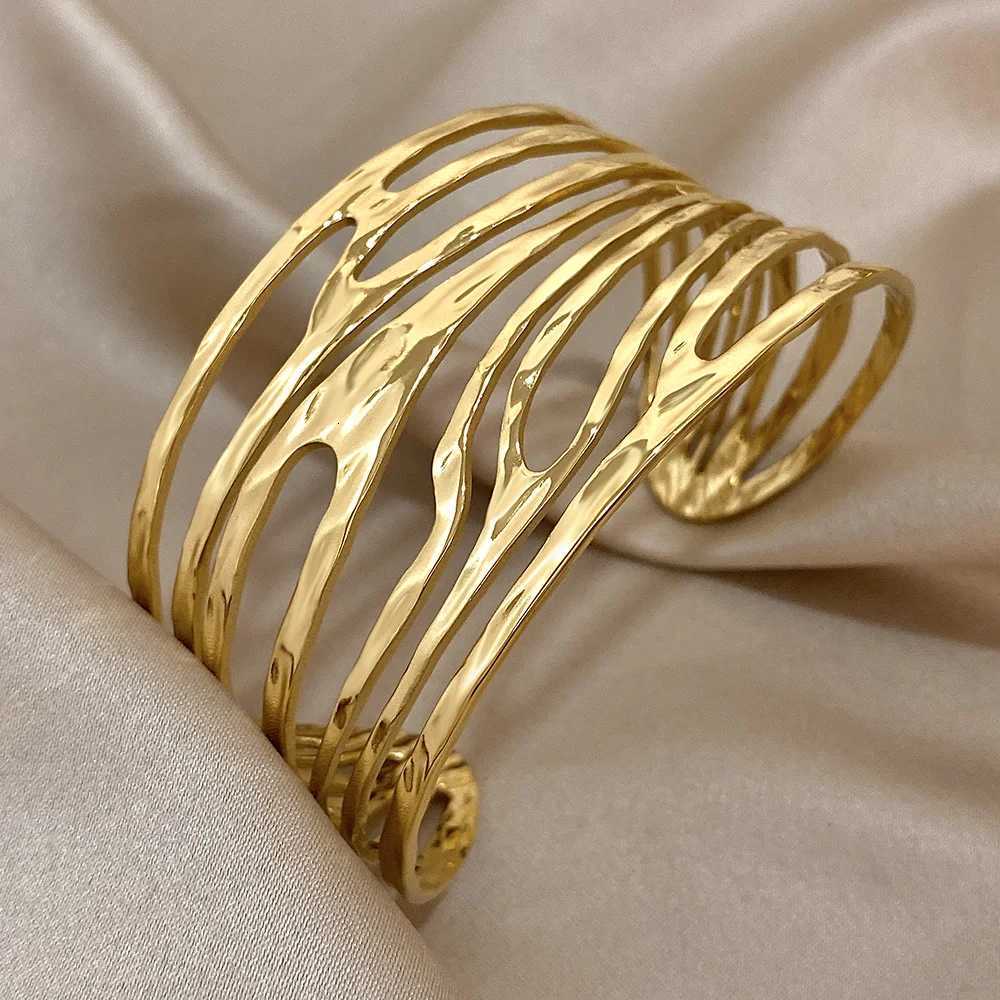 Irregular Geometric Hollow Stainl Steel Cuff Bracelet Exaggerated Gold Silver Color Wide Open Bangles Waterproof JewelryXJ250904