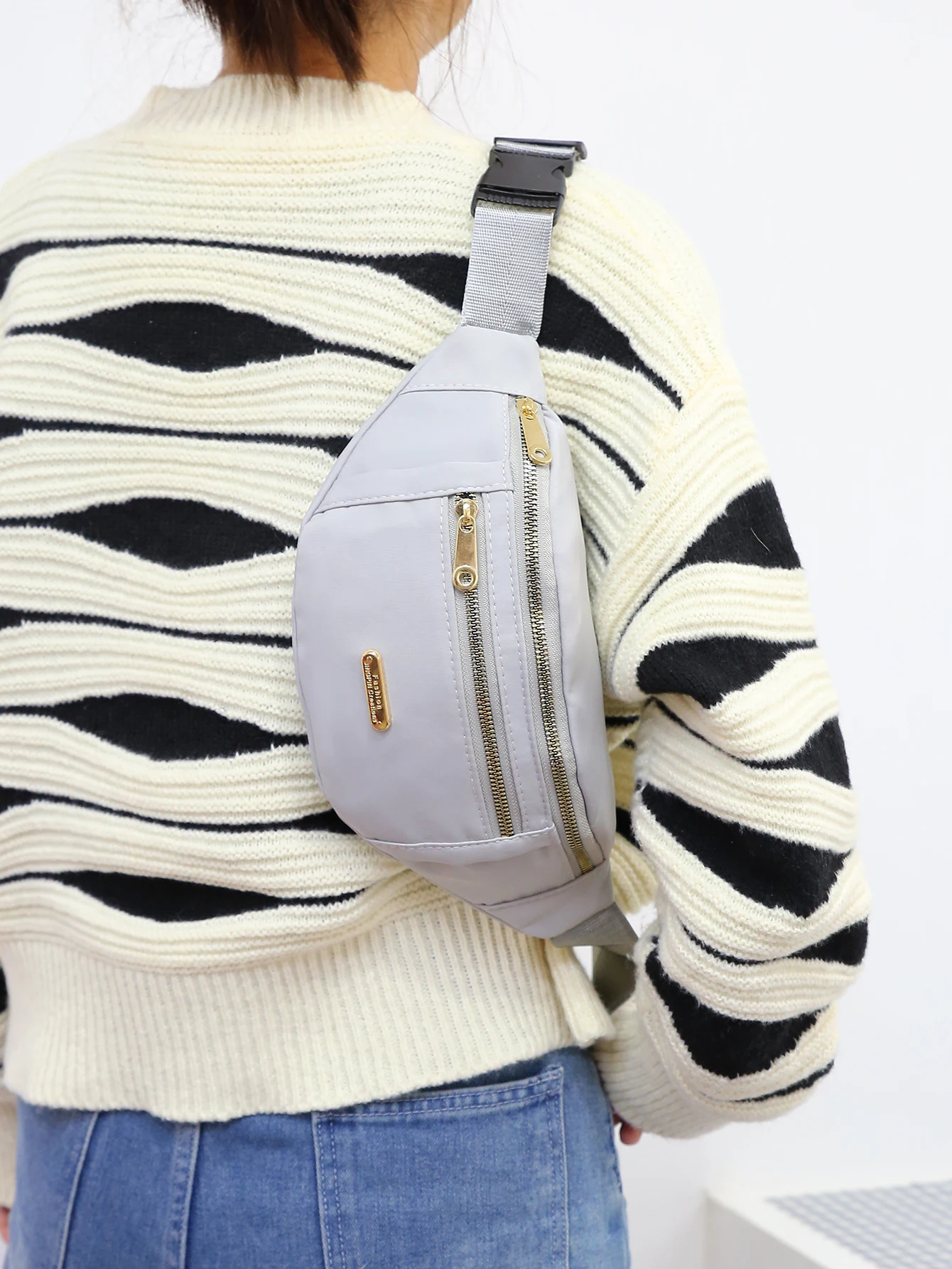 Fanny Pack for Women Men Water Resistant Large Hiking Waist Bag Pack Carrying All Phones for Running Walking Traveling 250903