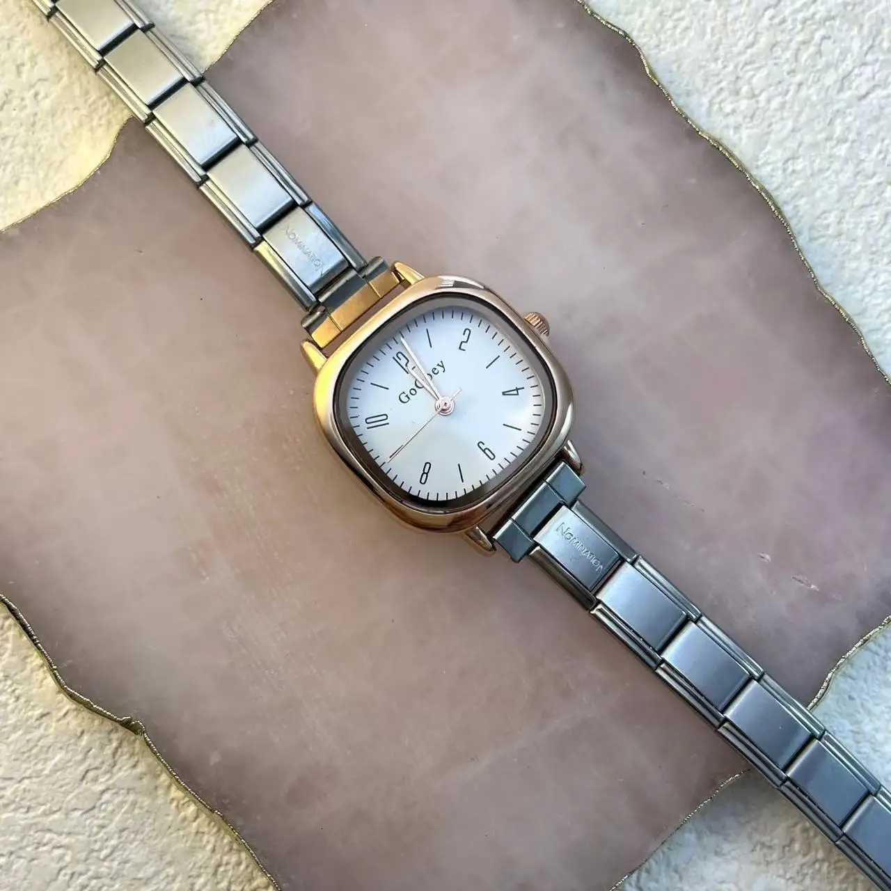 Chic Design Minimalist Wen Men Squarel Quartz Watch Stainless Steel Strap Fashion Party Birthday Daily Perfect Gift X250904