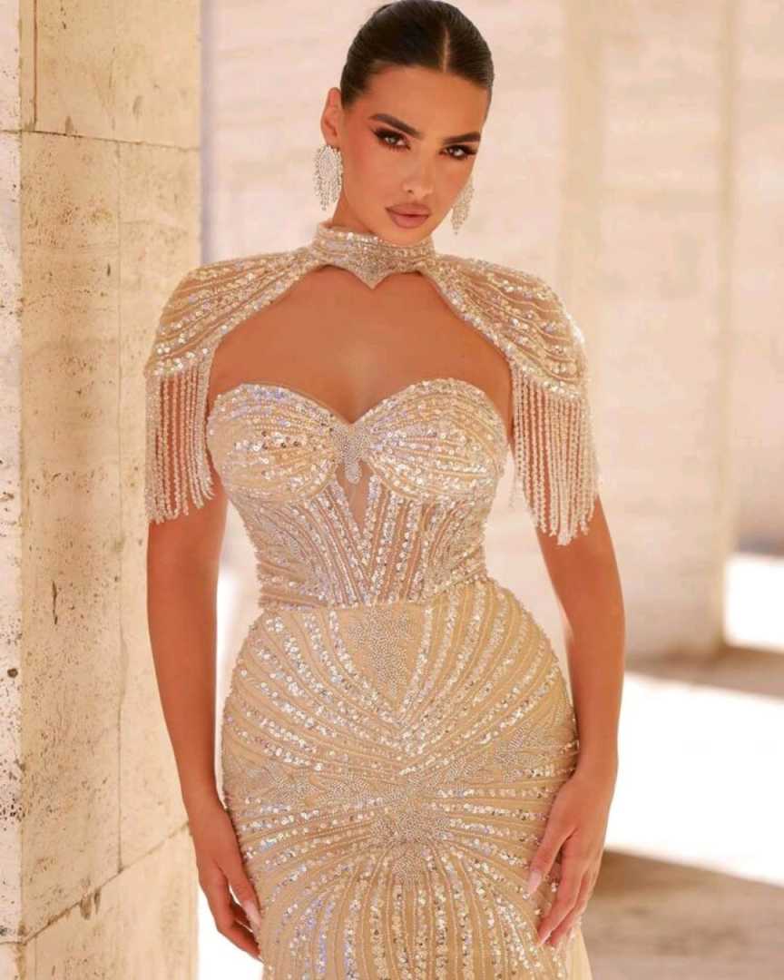 Exquisite Sequins Mermaid Evening Dresses Sweetheart Neck Sleeveless Prom Gowns Tassel Sweep Train Dresses Custom Made