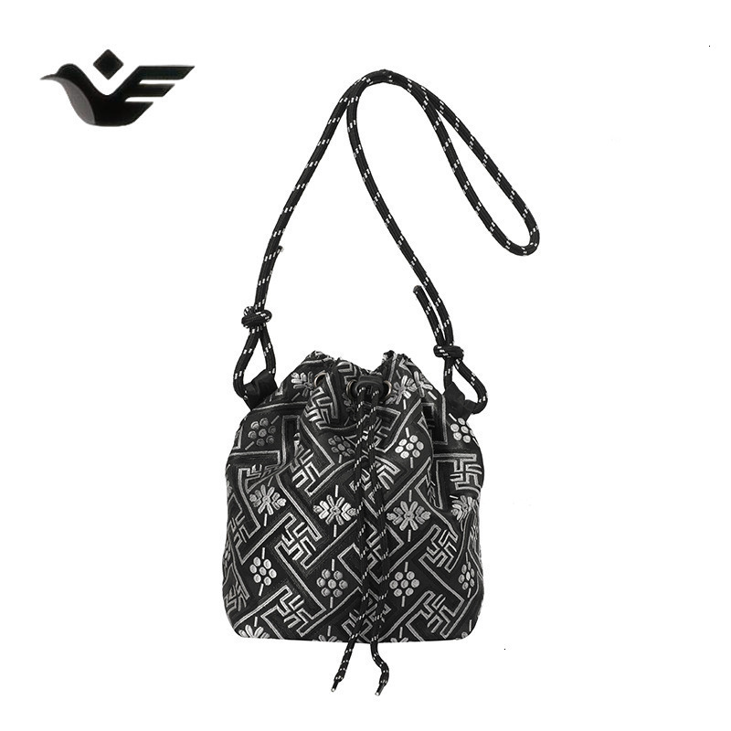 Feiyan Free Shipping New Designer Bag Luxury Shopping Bag Large Capacity Single Shoulder Bag For Women Summer Personality Casual Single Shoulder Bag F