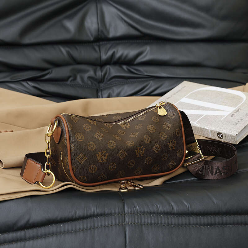 Designer Fashion Shoulder Bags Wide Strap Crescent for Women 2025 New Pattern Printed Ladies Chest Single Shoulder Crossbody Bag